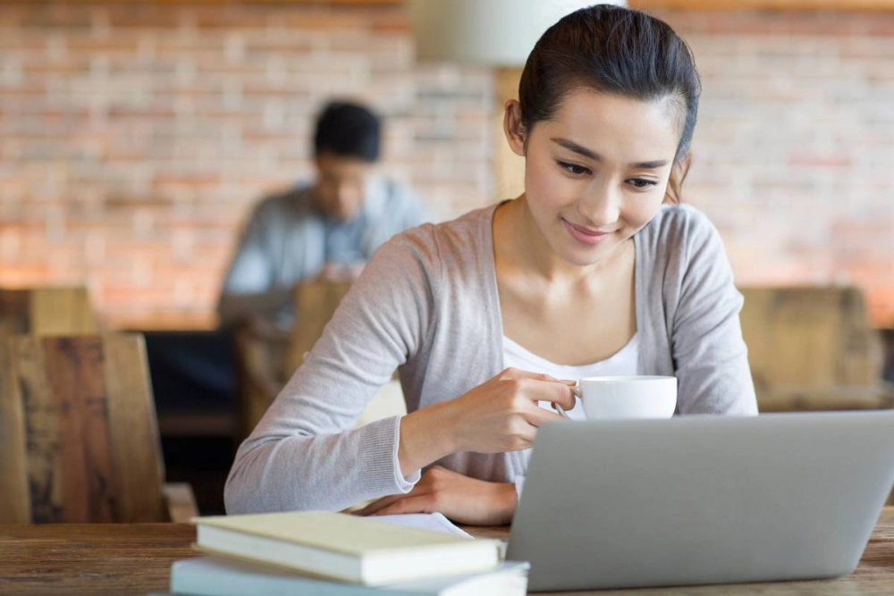 Mẹo tiết kiệm pin laptop